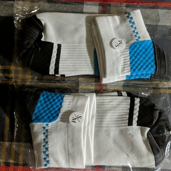Men Women 2 Pair Low Cut Compression Sport Socks Small Medium - Picture 2 of 2